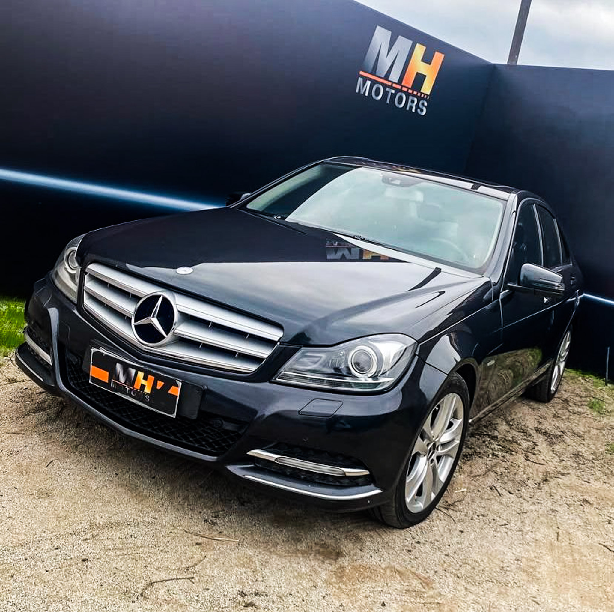 MERCEDES BENZ C250 2013
