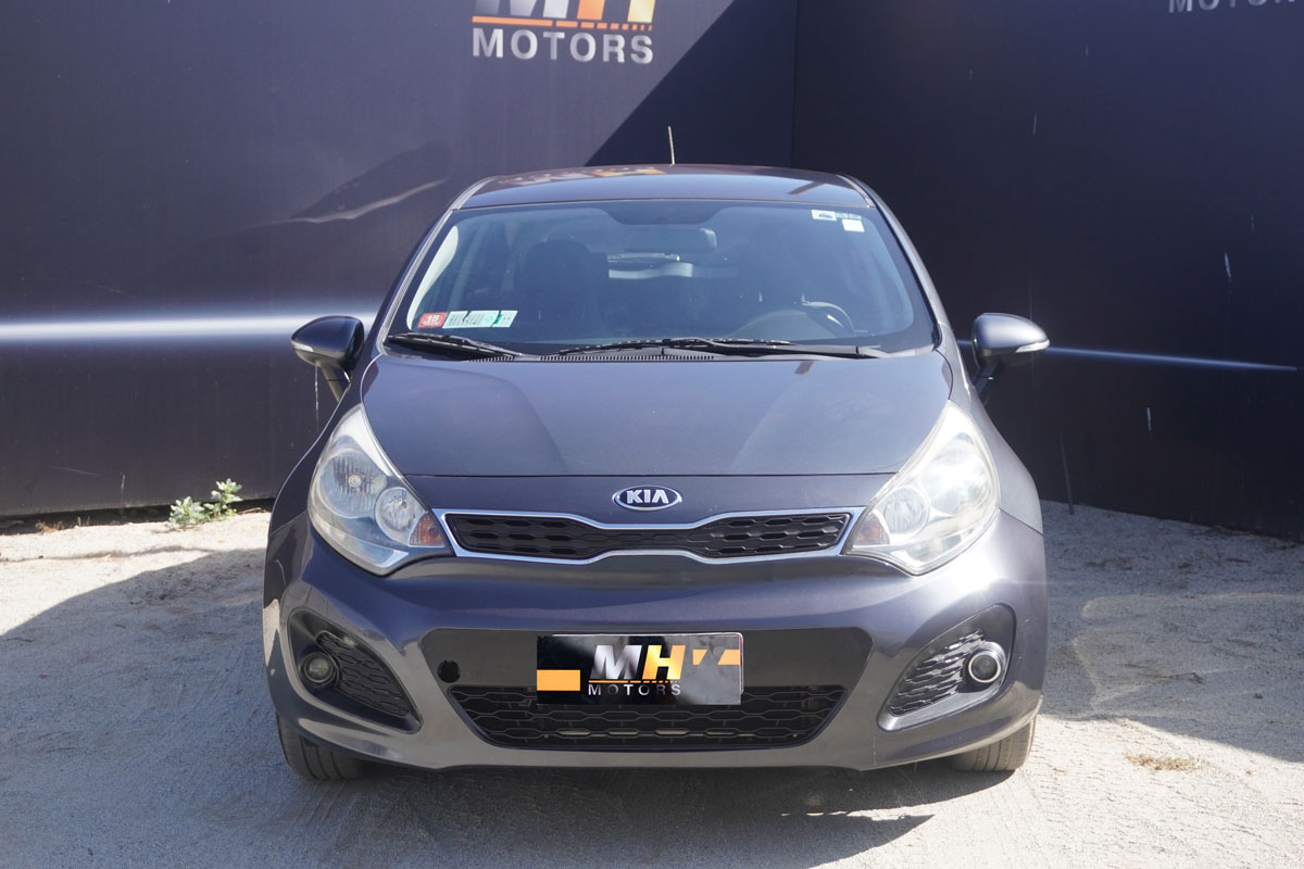 KIA MOTORS RIO  2013