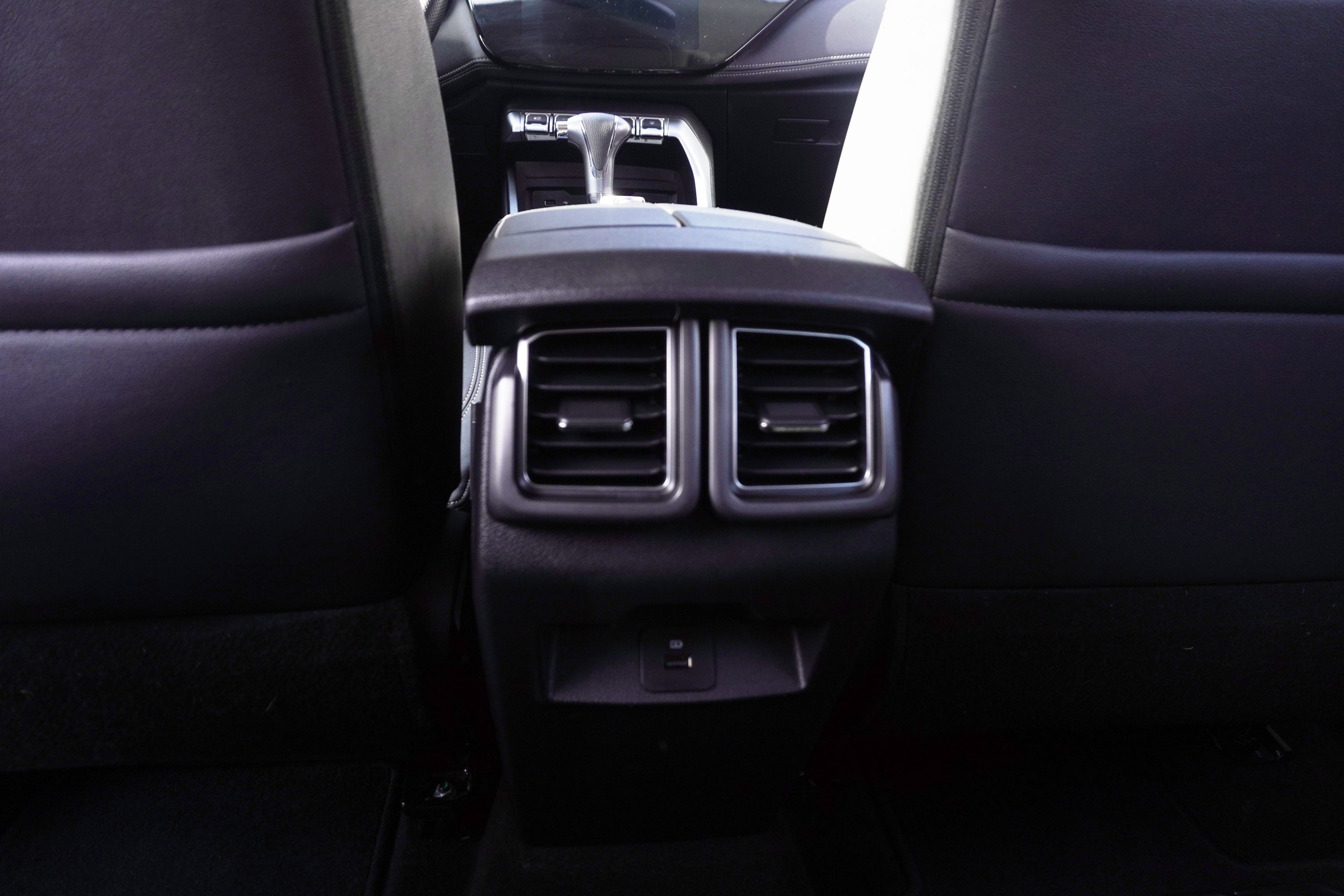 Ford Territory — foto 10 de 16