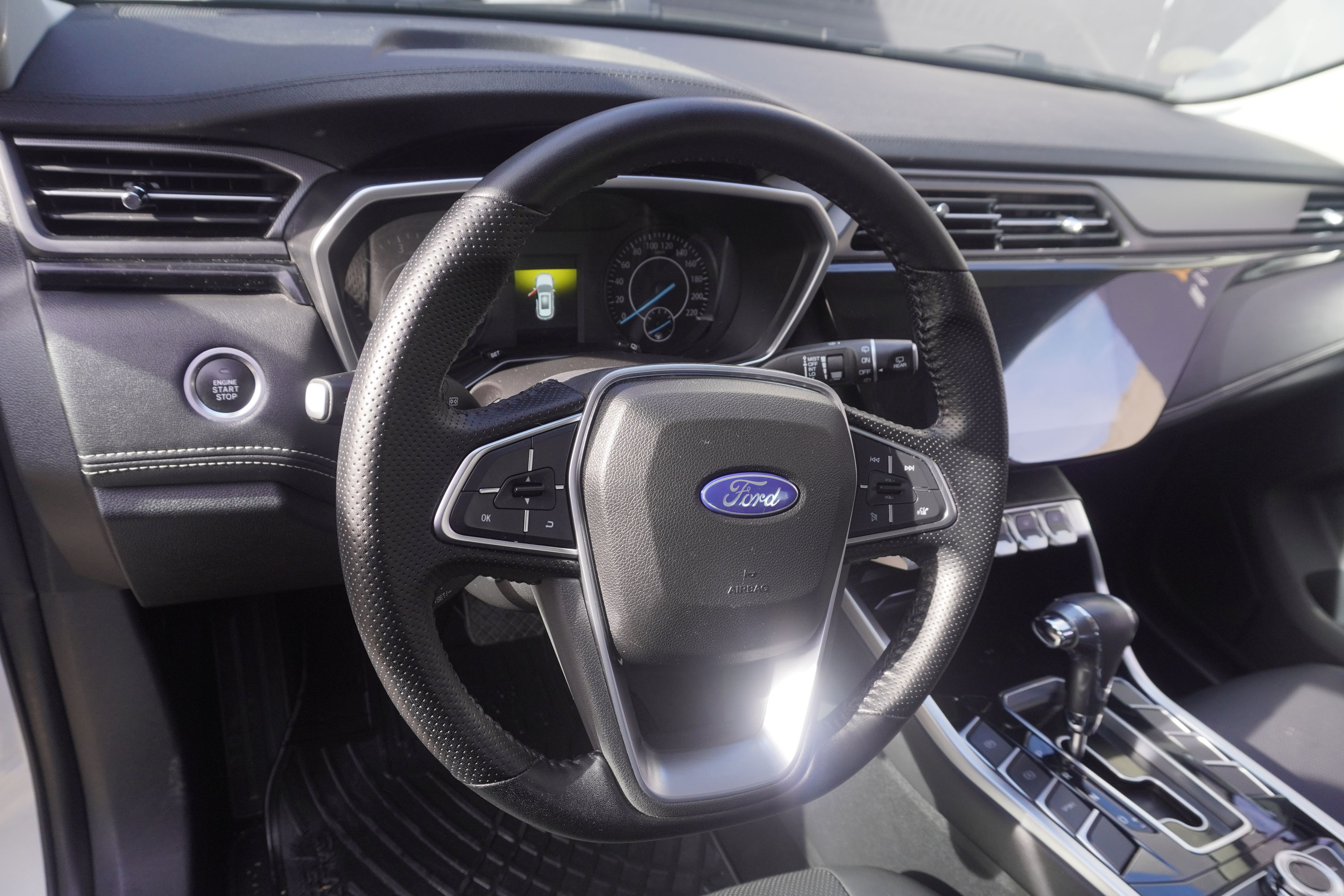 Ford Territory — foto 15 de 16