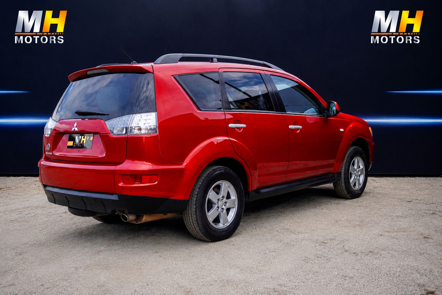 Mitsubishi Outlander — foto 3 de 13